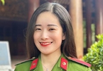 Bảng thành tích 'kín trang A4' của nữ thủ khoa Học viện Cảnh sát Nhân dân xinh đẹp
