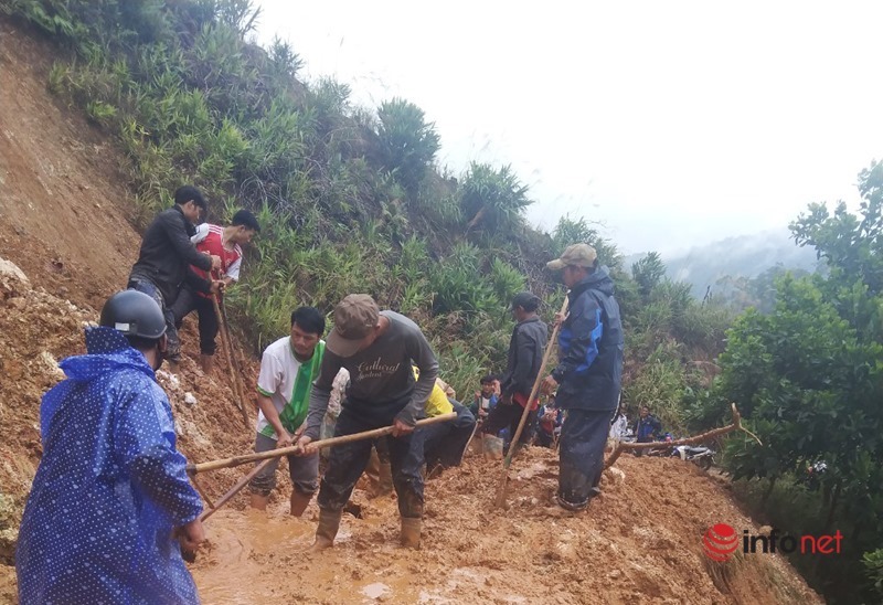Miền Trung ‘ngổn ngang’ sau mưa lũ, khẩn trương khắc phục hậu quả để ổn định đời sống cho người dân
