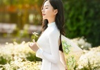 Nữ sinh ĐH Nội vụ 'gây thương nhớ' với bộ ảnh bên cúc hoạ mi đầu mùa