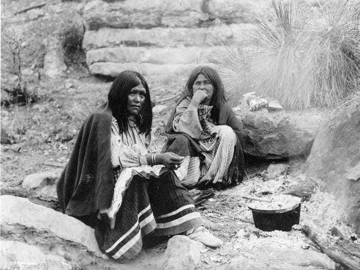 Loạt ảnh cực hiếm về cuộc sống thổ dân da đỏ gây bất ngờ