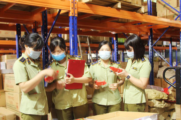 Bắc Giang: Huyện Lục Nam tăng cường kiểm tra các cơ sở sản xuất, kinh doanh thực phẩm