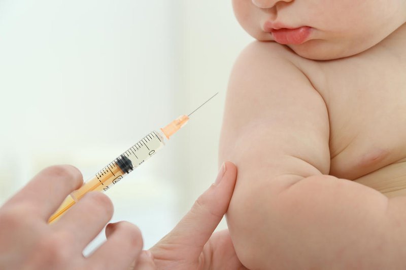 Hà Nội thông tin vụ tiêm nhầm vắc xin Covid-19 cho 18 trẻ: Sức khỏe của 18 cháu hiện ra sao?