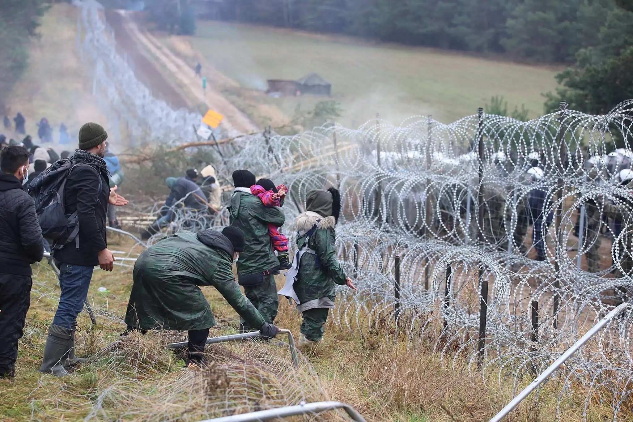 Hành trình gian khổ của những người tị nạn tại biên giới Ba Lan