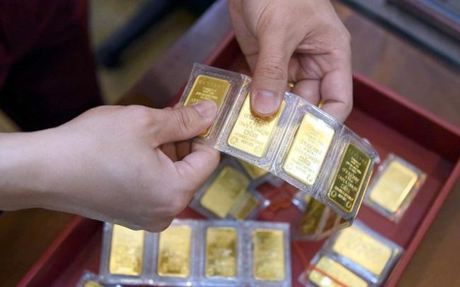 Giá vàng khó lường, mang 1 tỷ đi mua vàng bất chấp, một tuần mất bay cục tiền