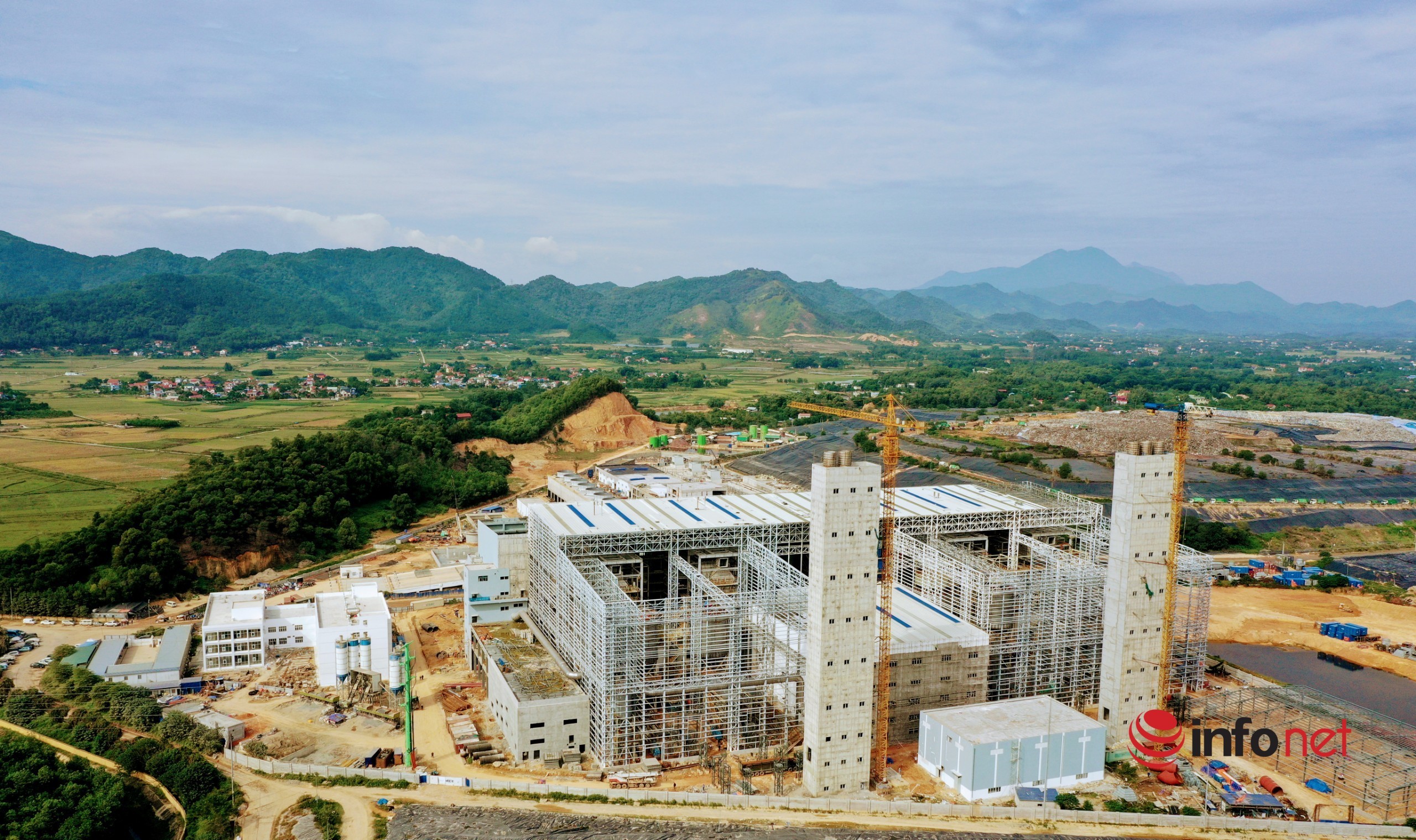 Bên trong Nhà máy điện rác Sóc Sơn sắp hoạt động, xử lý 4.000 tấn rác/ngày
