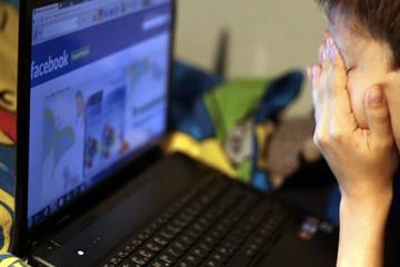 Trẻ em nên làm gì khi bị bắt nạt qua không gian mạng?