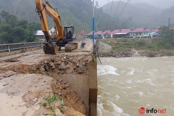 Huyện Nam Trà My tập trung khắc phục sạt lở sau mưa lũ