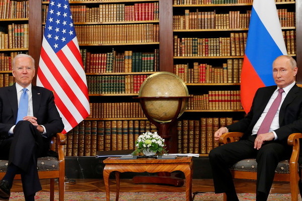Căng thẳng giữa Nga với Mỹ - NATO sắp vượt tầm kiểm soát?