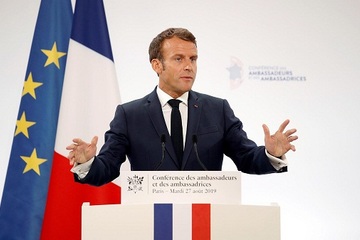 Tổng thống Macron lần đầu tiết lộ thu nhập sau 4 năm cầm quyền