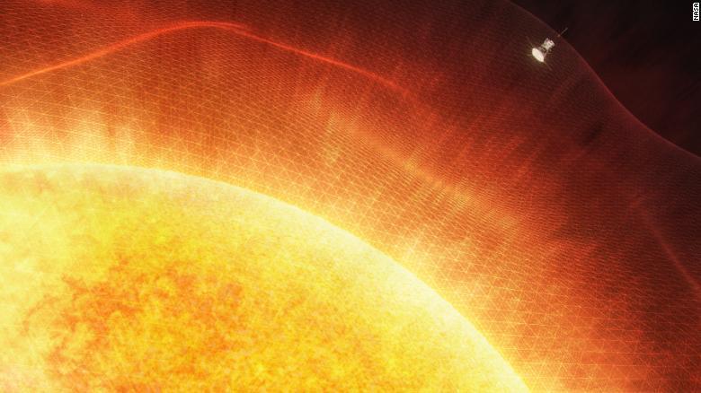 Tàu vũ trụ NASA chạm tới mặt trời lần đầu tiên trong lịch sử