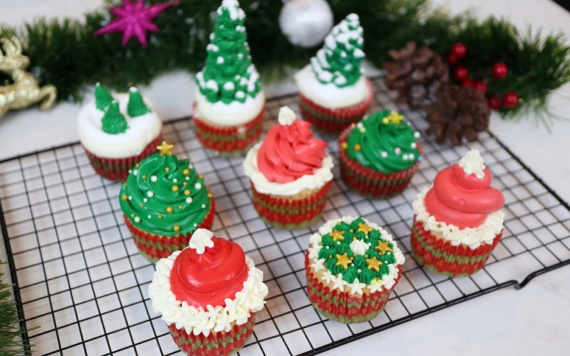 Trầm trồ mẫu bánh Giáng sinh cupcake phủ tuyết rơi của ông bố trẻ Hà Nội