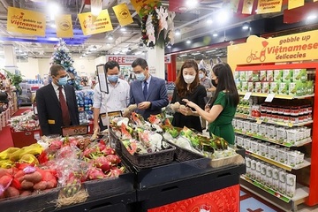 Hàng trăm mặt hàng của Việt Nam có mặt tại các siêu thị lớn ở Singapore