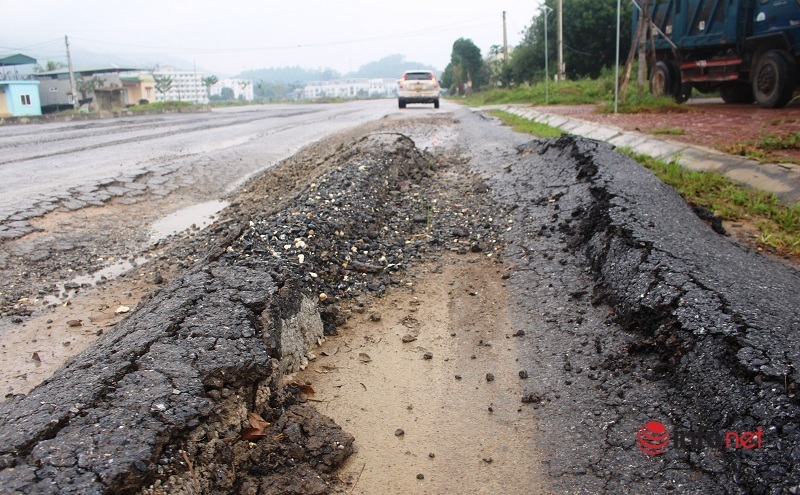Nghệ An: Đường gần 300 tỷ chưa bàn giao đã bị cày nát, Thị ủy Thái Hòa lên tiếng