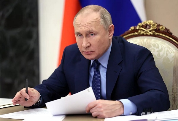 Điện Kremlin hé lộ việc chuyển giao quyền lực của ông Putin