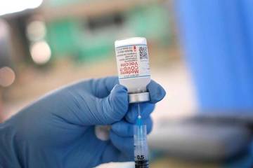 Bác sĩ Hàn Quốc bị kiện vì tiêm nhầm vắc xin Covid-19 cho trẻ 7 tháng tuổi