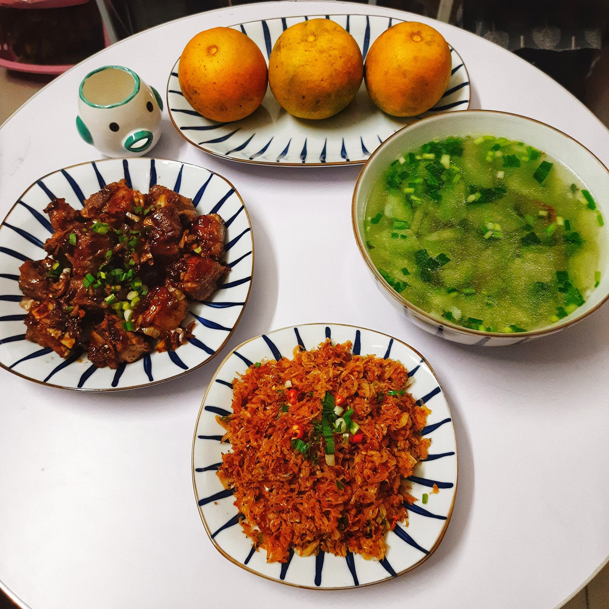 Những thực đơn cơm nhà đơn giản hội tụ hương- sắc - vị của bà mẹ trẻ ở Thanh Hóa