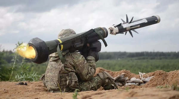 Quân đội Ukraine bắn trượt tên lửa Javelin khi diễn tập ở Donbass