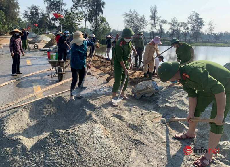 Hà Tĩnh: Lực lượng công an góp hàng nghìn ngày công cùng nhân dân xây dựng NTM