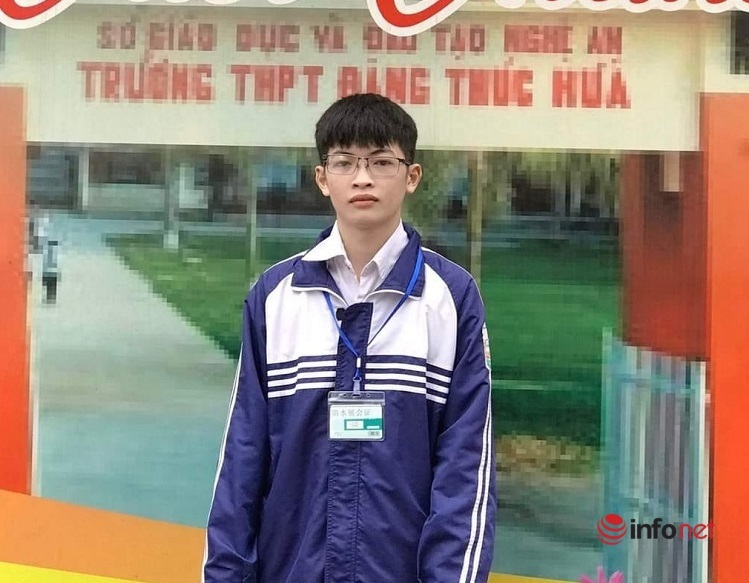 Gặp gỡ nam sinh 'siêu nhân' giành 2 giải Nhất, 1 giải Nhì kỳ thi HSG tỉnh Nghệ An