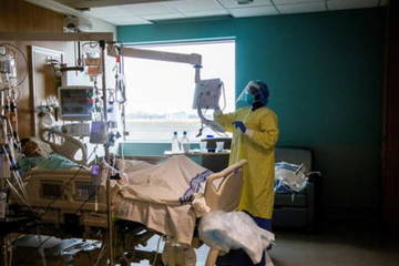 Nhân viên y tế Canada mắc Covid-19 vẫn đi làm vì thiếu người chăm sóc bệnh nhân
