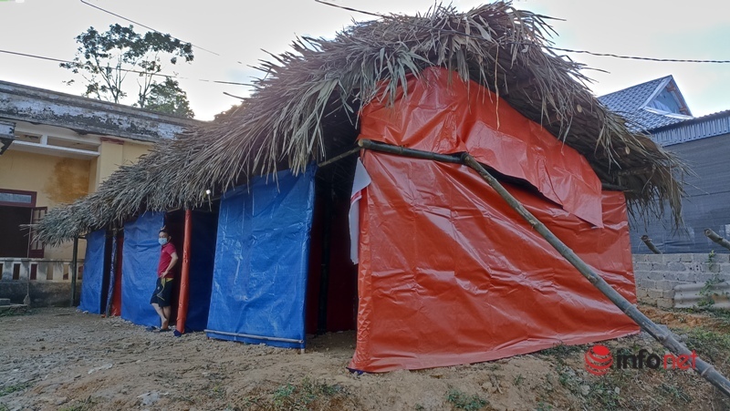 Thanh Hóa: Dựng khu cách ly phên tre, mái lá cho người từ vùng dịch về quê