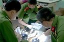 Vụ bố dùng dao cứa vào cổ 2 con rồi tự sát ở Thái Bình: Sức khỏe 3 bố con thế nào?