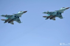 Những điều chưa từng tiết lộ về ‘thú mỏ vịt’ Su-34