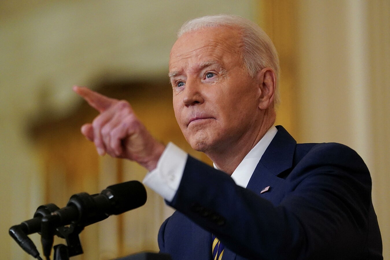 Ông Biden lần đầu tiết lộ ‘trợ thủ’ khi dùng điện thoại thông minh