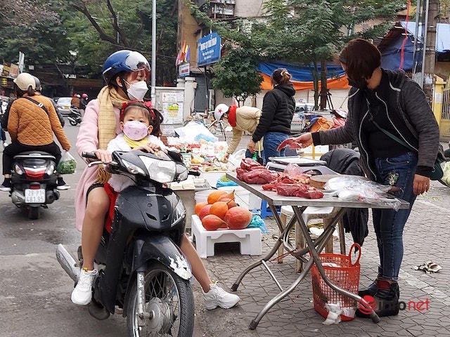 Giải bài toán mất an toàn thực phẩm tại chợ truyền thống ở Hà Nội