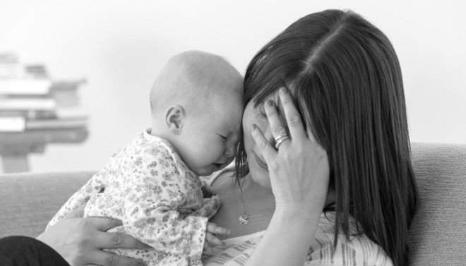 Liên tục án mạng do bà mẹ trầm cảm sau sinh: Ác mộng làm sao để phòng tránh?
