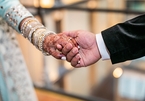 Người đàn ông kết hôn 14 lần và ‘sống nhờ’ vào tiền của vợ
