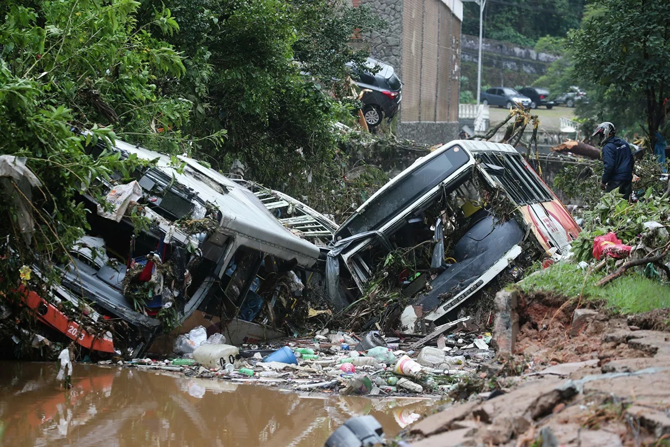 Số người thiệt mạng vì lở đất và lũ lụt ở Brazil tăng lên hơn 150 người