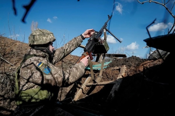 Nga đưa quân tới bảo vệ 2 vùng ly khai ở miền đông Ukraine, Mỹ có phản ứng