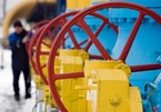Giá dầu vượt 100 USD/thùng, giá khí đốt ở châu Âu tăng mạnh do tình hình Ukraine