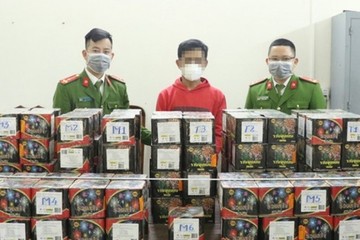 Hà Tĩnh: Bắt giữ đối tượng tàng trữ trái phép 210kg pháo để bán kiếm lời