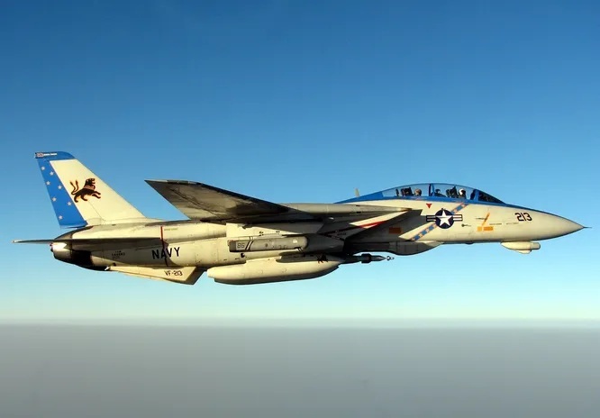 Điều gì khiến F-14 Tomcat trở thành ‘huyền thoại’ chiến đấu cơ của Mỹ?