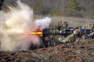 'Cơn lũ' tên lửa chống tăng đổ về Ukraine đang làm khó quân đội Nga