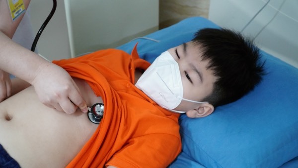 Boy goes into anaphylactic shock after taking a cough medicine