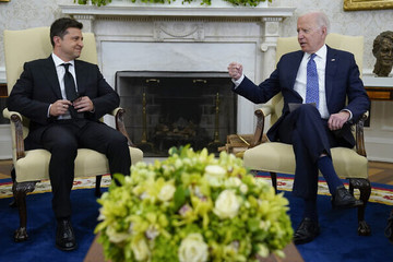 Tổng thống Mỹ Biden sắp tới sát Ukraine