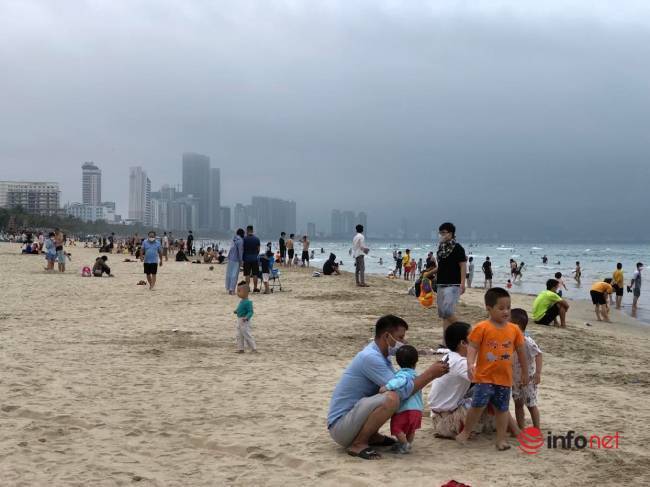 Da Nang is bustling with visitors again after 2 years of 'hibernation'