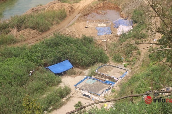 Xâm nhập 'đại công trường' vàng tặc ở Bồng Miêu ngày 'chờ đóng cửa mỏ'