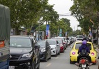 Hà Nội: Nghìn người xếp hàng chờ bay khinh khí cầu phải hụt hẫng ra về