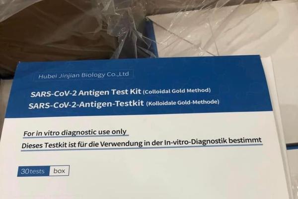 Kit test nhanh, thuốc hỗ trợ điều trị Covid-19 'ế chỏng ế trơ'