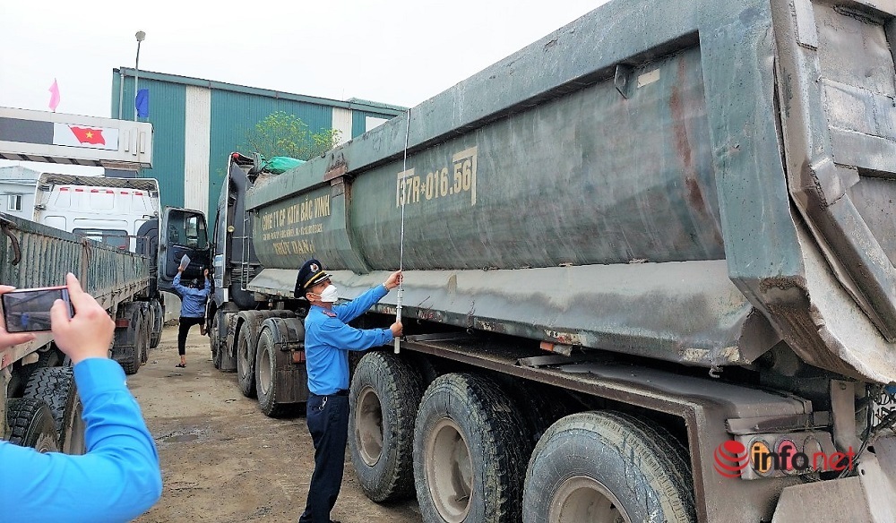 Nghe An: Transport businesses rush to cut the trunk of their vehicles to expand, garage owners work day and night