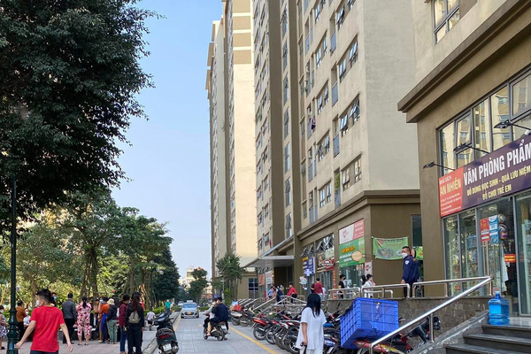 Hà Nội: Công an đang làm rõ vụ học sinh cấp 2 rơi từ tầng cao chung cư xuống đất tử vong