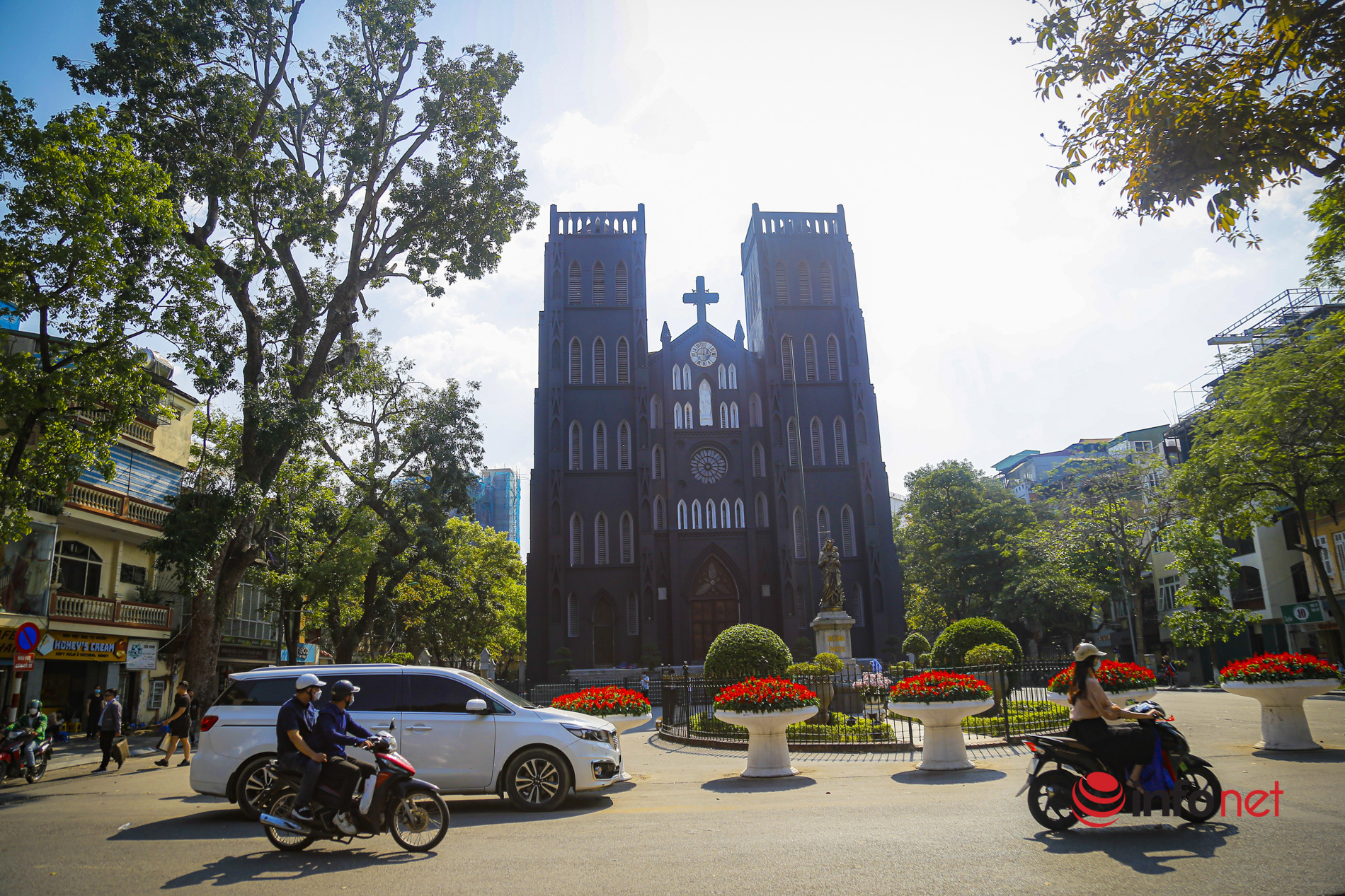 Nhà thờ Lớn Hà Nội được tu sửa hết khoảng 10 tỷ đồng, sắp hoàn thiện