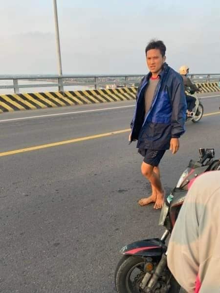 Young 9X Nam Dinh bravely jumped 30m from the bridge to save the girl: Formerly a navy soldier, obsessed with the question 'why did you save me?'