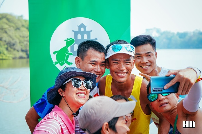 Following in the footsteps of “mutant” Long marathon running across Vietnam nearly 3,000km