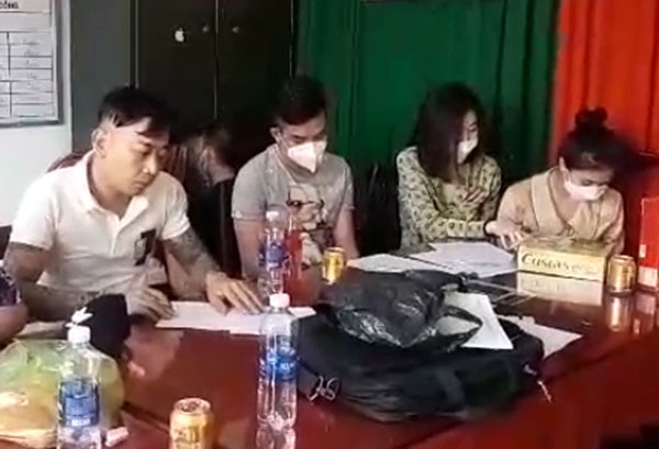 Hue: Raid the hotel in the middle of the night, discovered 8 men and women who were high on drugs