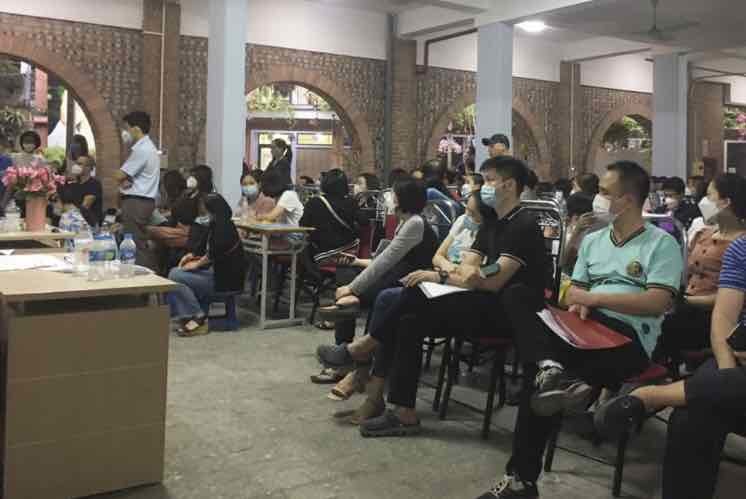 The child has enough points to enter the school, parents wait in line to do the procedures all day without a ticket, what does the Vice Principal of Luong The Vinh School say?